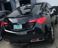 Black Acura with clean interior 