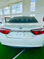 Toyota Camry 2016 white 