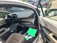 luxury cars available 