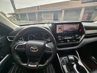 loaded with every single option. heads up display, 360 camera, park assist, lane assist, proximity sensors etc
