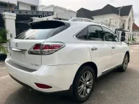 Neatly used and well-maintained Lexus RX 350 in excellent condition. This luxury SUV offers a smooth ride, strong performance, and premium comfort.