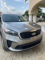 KIA SORENTO 2019 FOREIGN USED