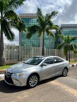 Clean 2015 Toyota Camry XLE with 82,000 km, black leather interior, and a beautiful silver exterior. Well maintained and ready to drive.