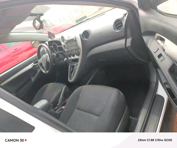 Thumbnail 5 of 2010 Pontiac Vibe