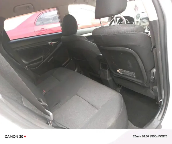 Thumbnail 12 of 2010 Pontiac Vibe