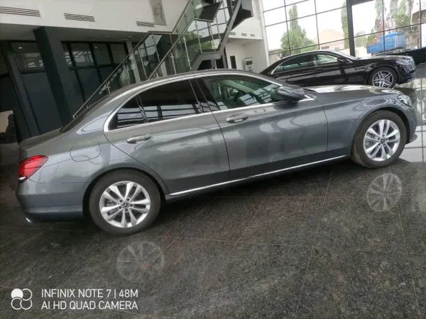 Thumbnail 15 of 2019 Mercedes-Benz C-Class