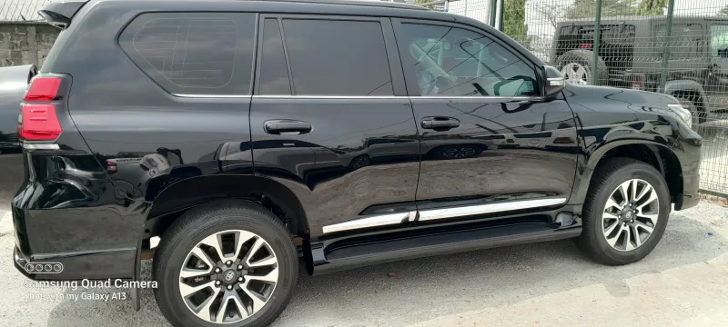 Thumbnail 10 of 2023 Toyota Land Cruiser Prado