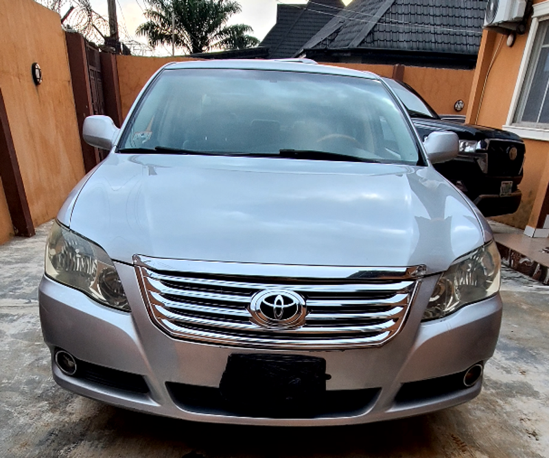 Main image of 2006 Toyota Avalon LIMITED