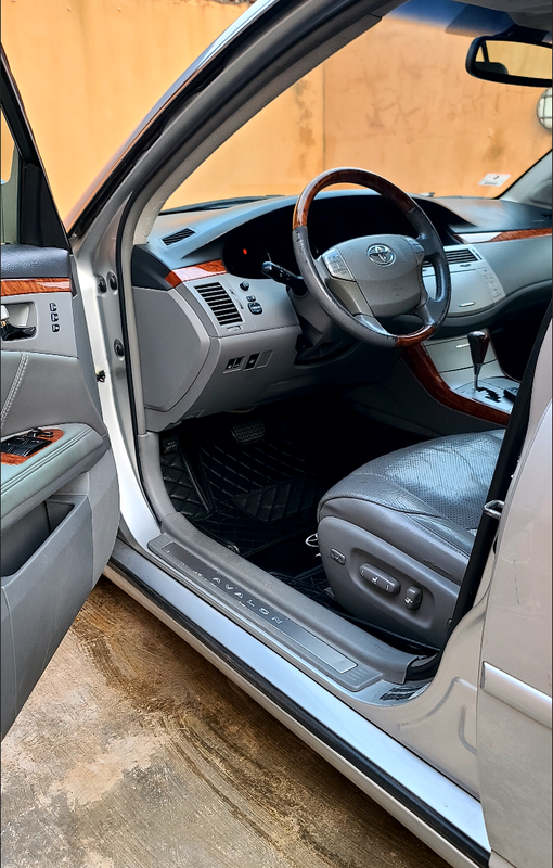 Thumbnail 3 of 2006 Toyota Avalon LIMITED
