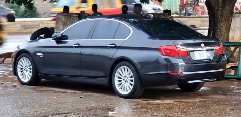 Thumbnail 2 of 2011 BMW 5 Series