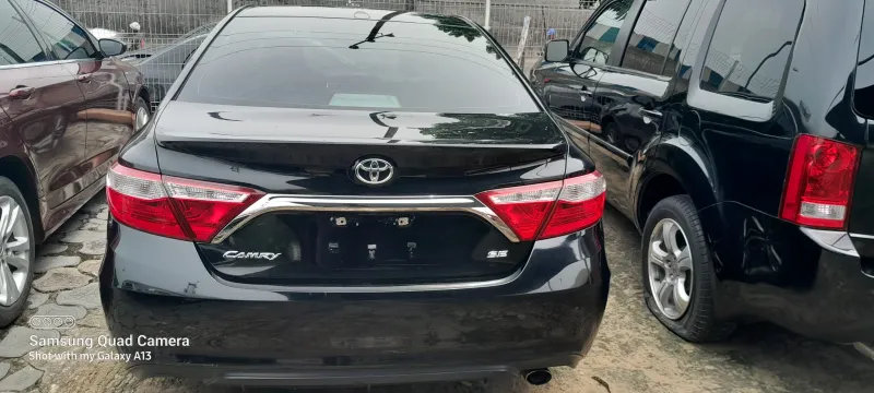 Main image of 2016 Toyota Camry LE