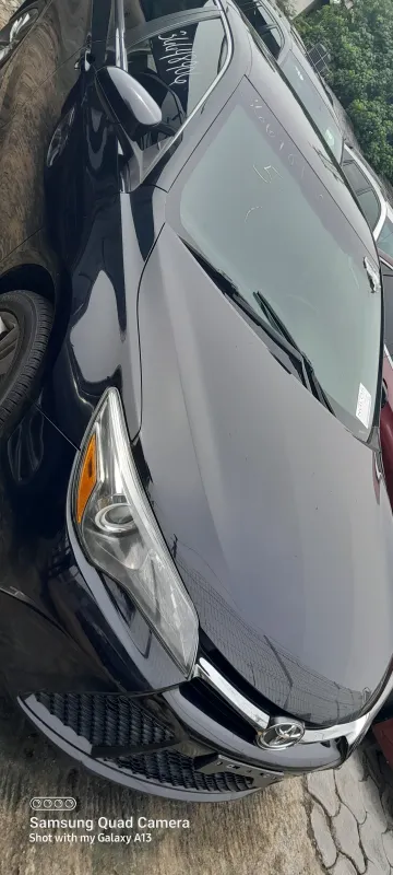 Thumbnail 3 of 2016 Toyota Camry LE