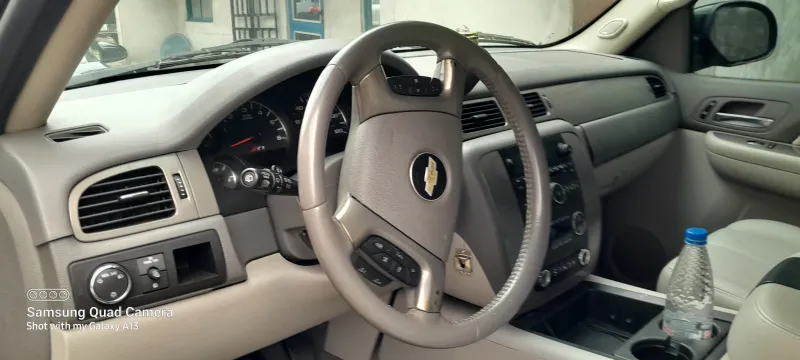 Thumbnail 2 of 2009 Chevrolet Suburban l500