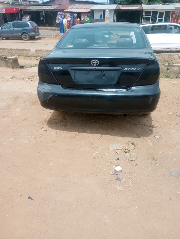 Main image of 2004 Toyota Camry le