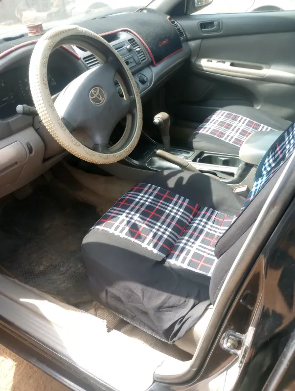 Thumbnail 5 of 2004 Toyota Camry le
