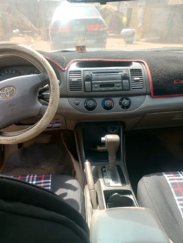 Thumbnail 7 of 2004 Toyota Camry le