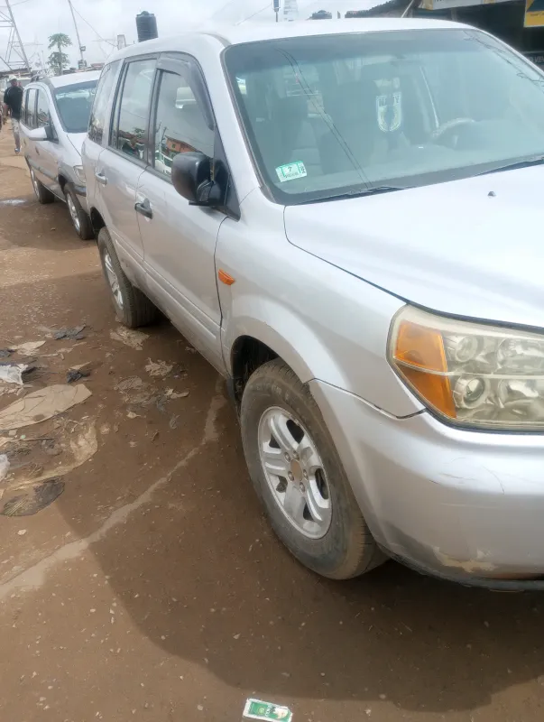 Thumbnail 3 of 2006 Honda Pilot le