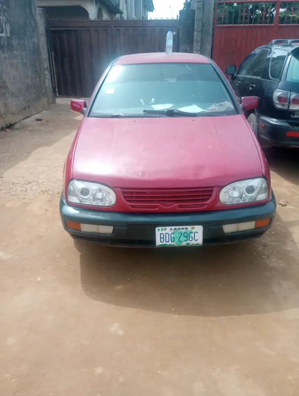 Main image of 1998 Volkswagen Golf le