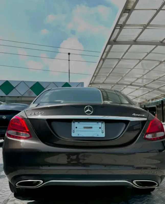 Thumbnail 8 of 2014 MERCEDES-BENZ C-Class