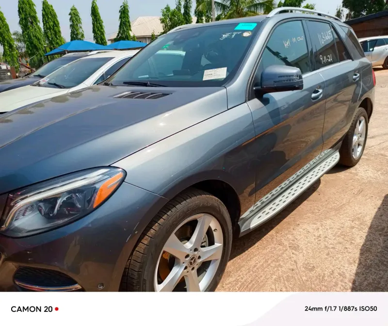 Thumbnail 10 of 2018 Mercedes-Benz GLE-Class
