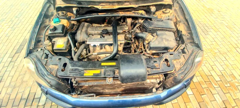 Thumbnail 7 of 2005 Volvo XC90