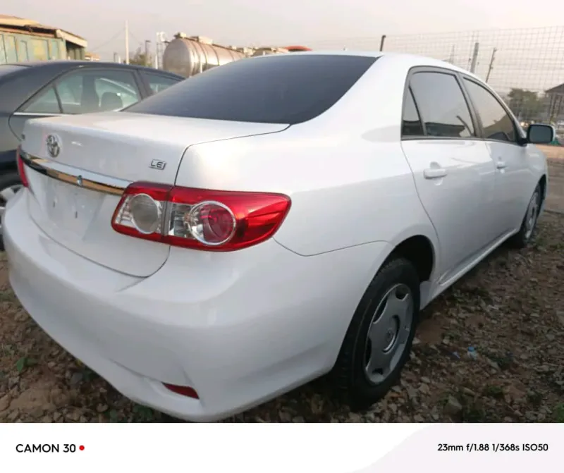 Thumbnail 6 of 2010 Toyota Corolla LE