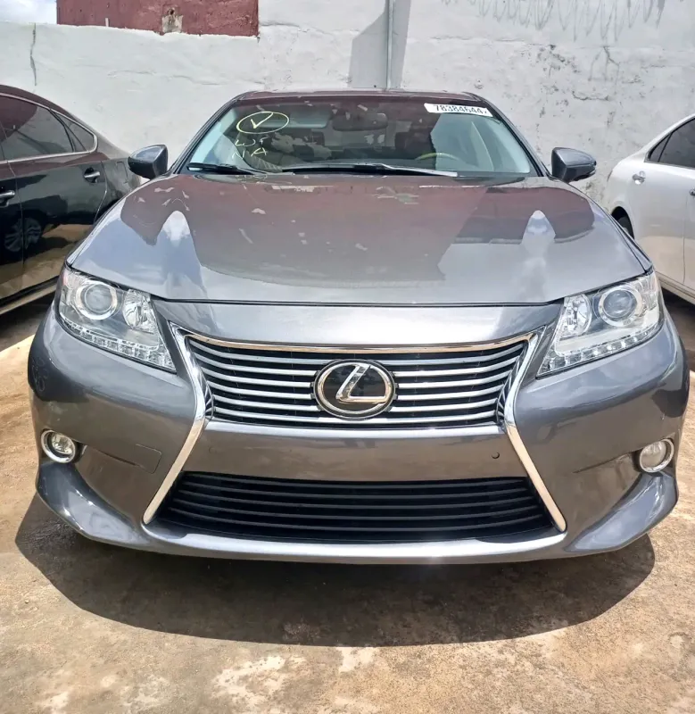 Main image of 2014 Lexus ES