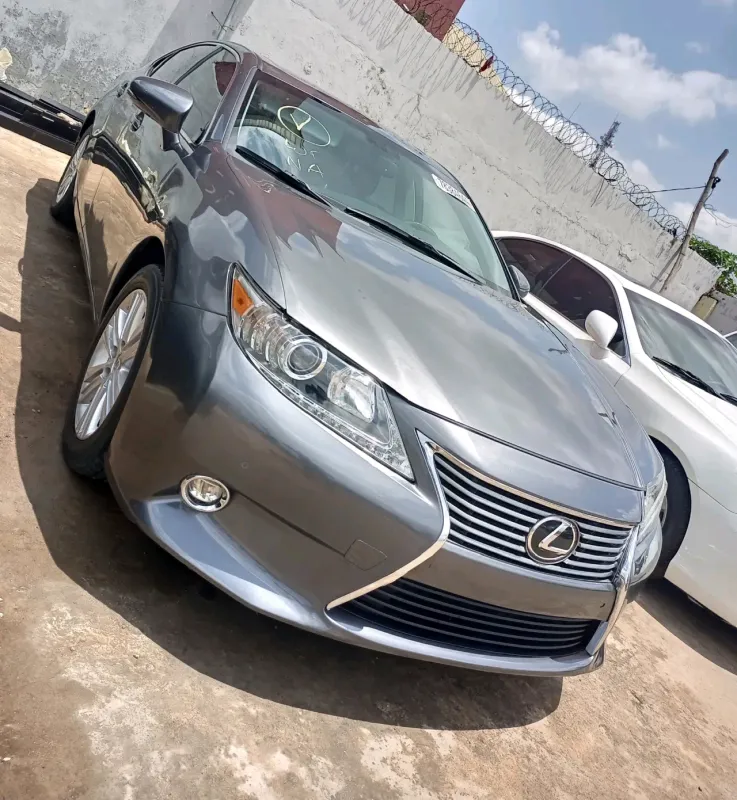Thumbnail 9 of 2014 Lexus ES