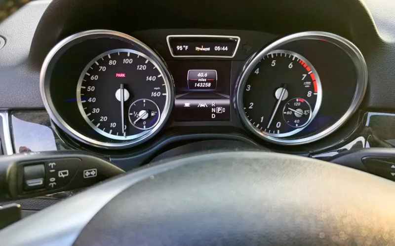 Thumbnail 3 of 2013 Mercedes-Benz ML-Class