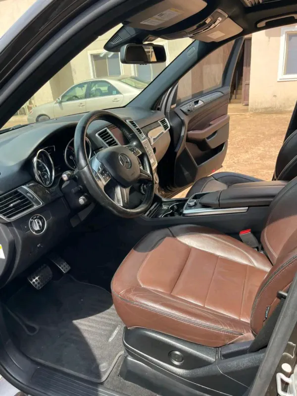 Thumbnail 10 of 2013 Mercedes-Benz ML-Class