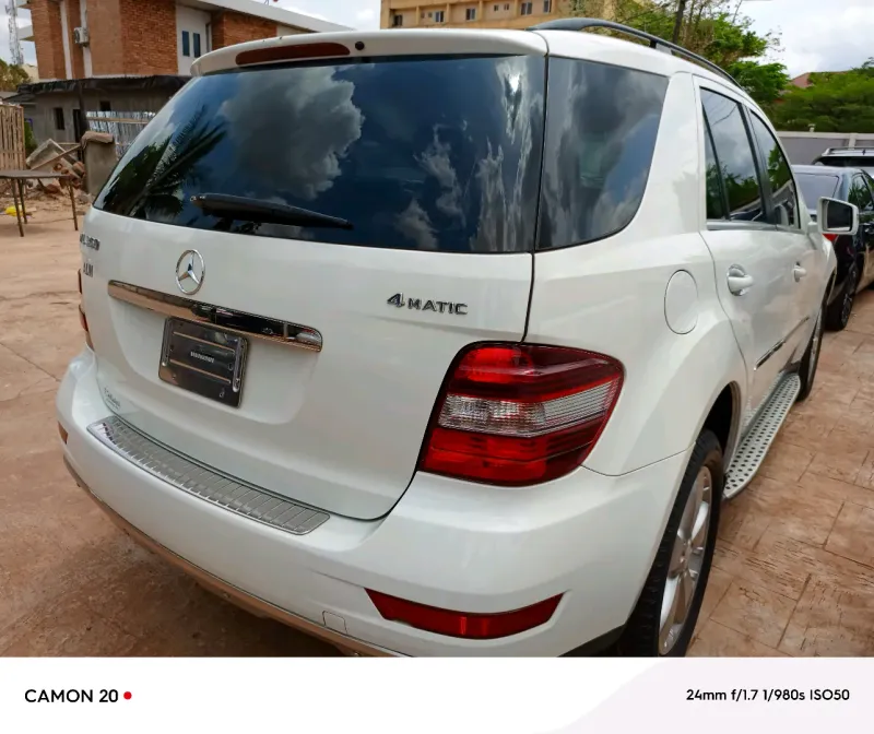 Thumbnail 6 of 2011 Mercedes-Benz ML-Class