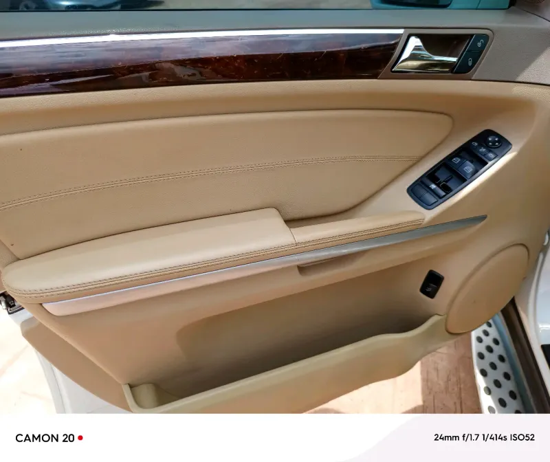 Thumbnail 9 of 2011 Mercedes-Benz ML-Class
