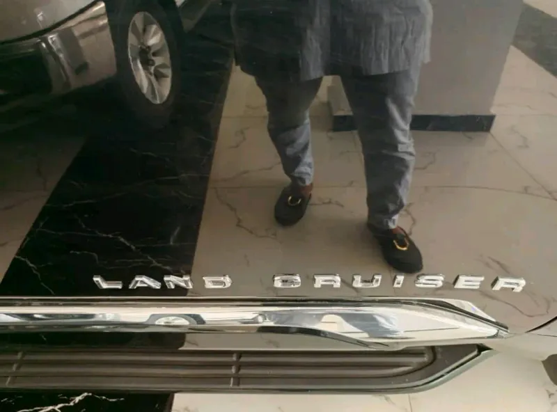 Thumbnail 15 of 2024 Toyota Land Cruiser