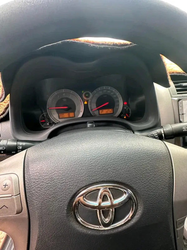 Thumbnail 2 of 2011 Toyota Corolla S