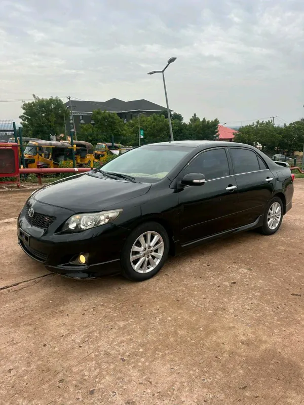 Thumbnail 8 of 2011 Toyota Corolla S