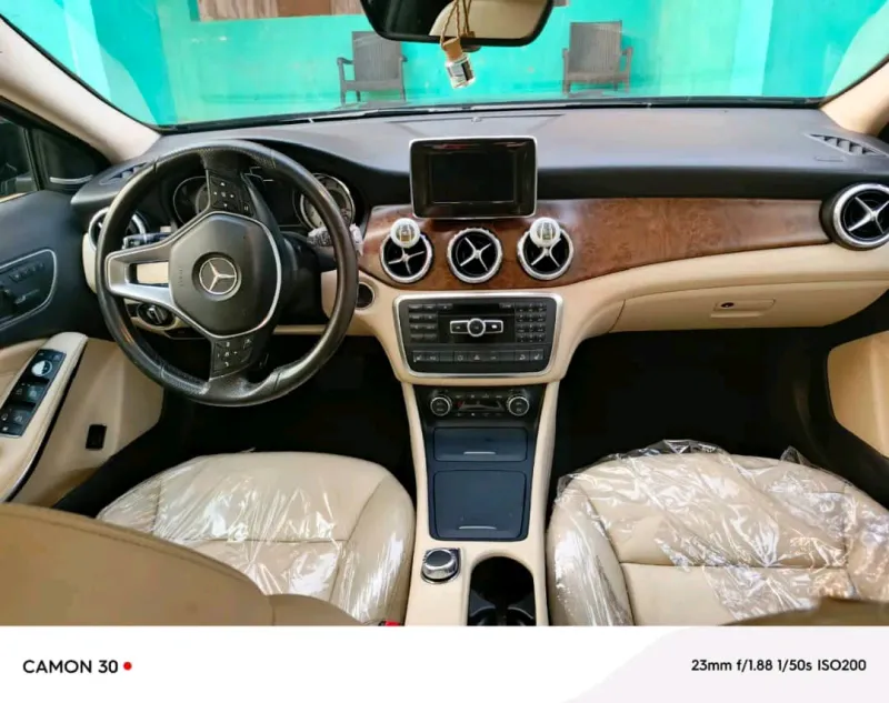 Thumbnail 9 of 2015 Mercedes-Benz GLA-Class