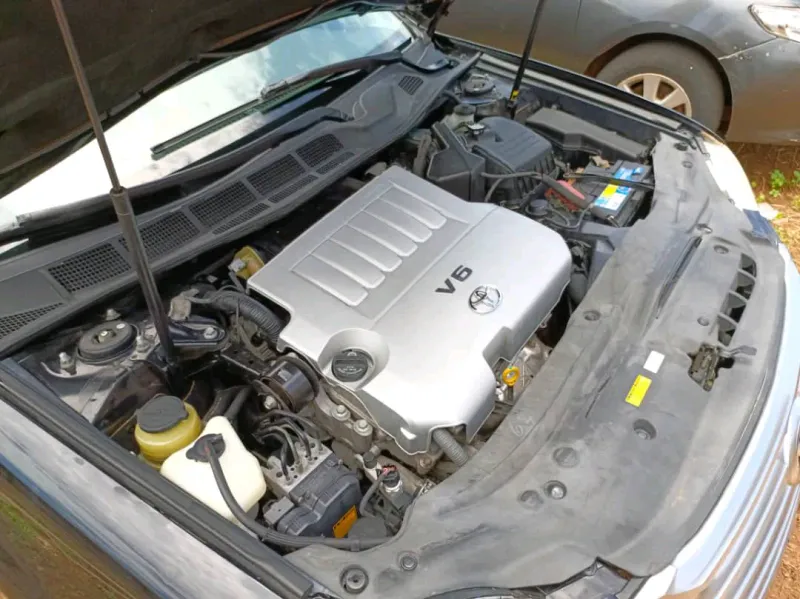 Thumbnail 4 of 2010 Toyota Avalon