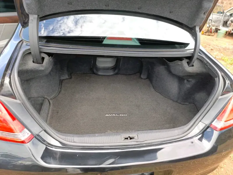 Thumbnail 9 of 2010 Toyota Avalon