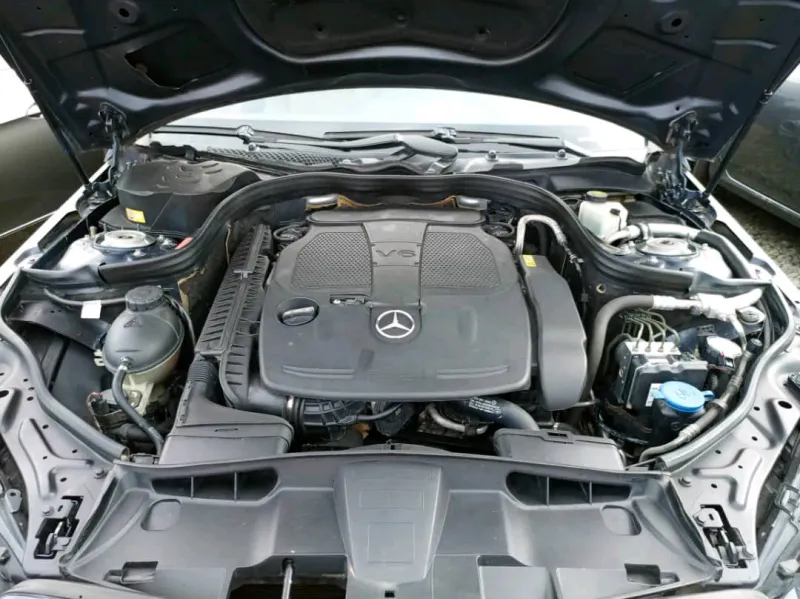 Thumbnail 3 of 2013 Mercedes-Benz E-Class