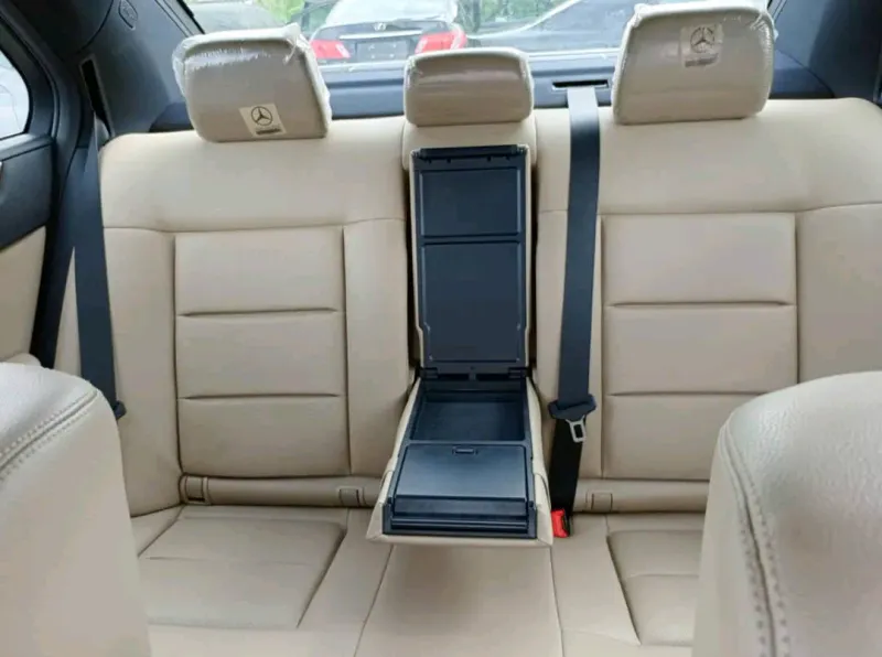 Thumbnail 10 of 2013 Mercedes-Benz E-Class