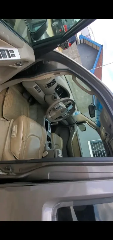 Thumbnail 3 of 2005 Nissan Pathfinder SE
