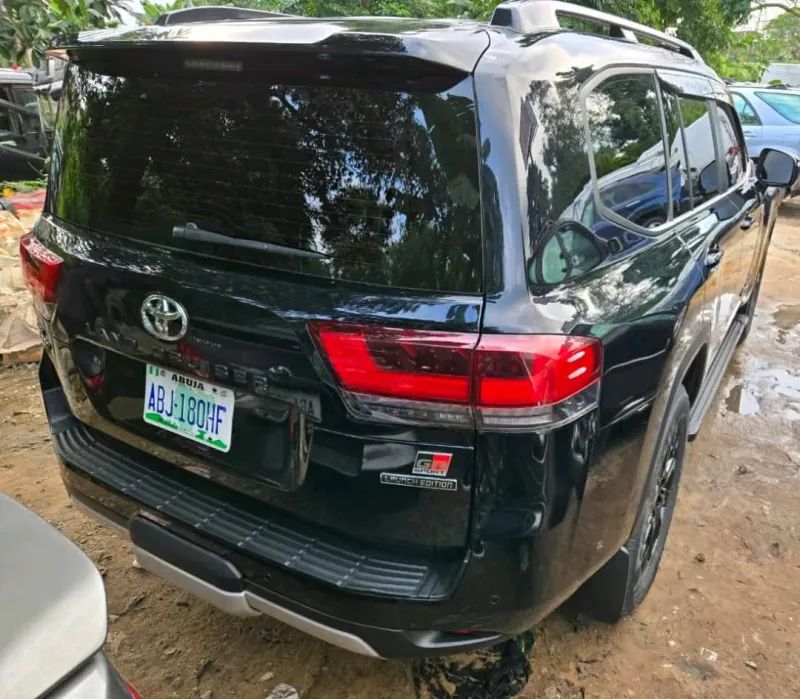 Thumbnail 3 of 2024 Toyota Land Cruiser