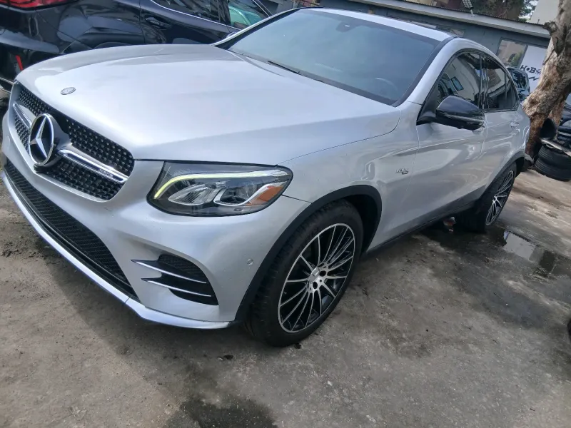 Thumbnail 2 of 2017 Mercedes-Benz GLC-Class AMG