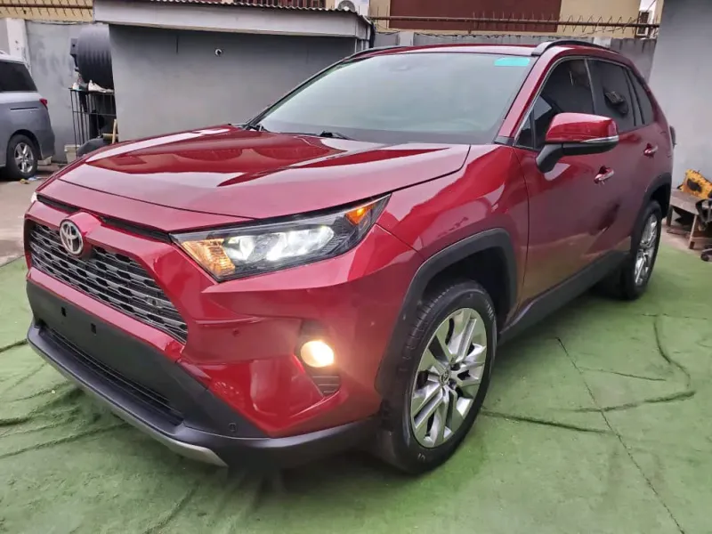 Thumbnail 5 of 2021 Toyota RAV4 XLE