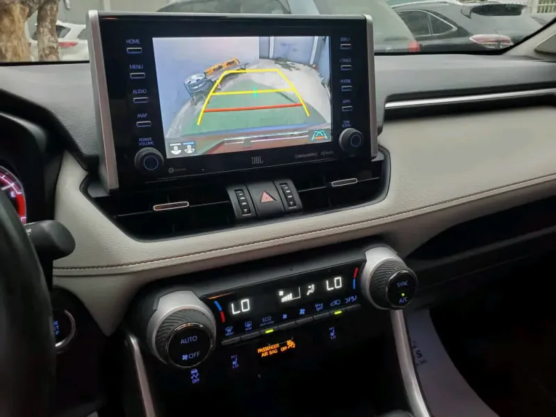 Thumbnail 7 of 2021 Toyota RAV4 XLE