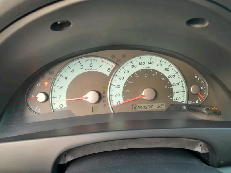 Thumbnail 11 of 2010 Toyota Camry SE