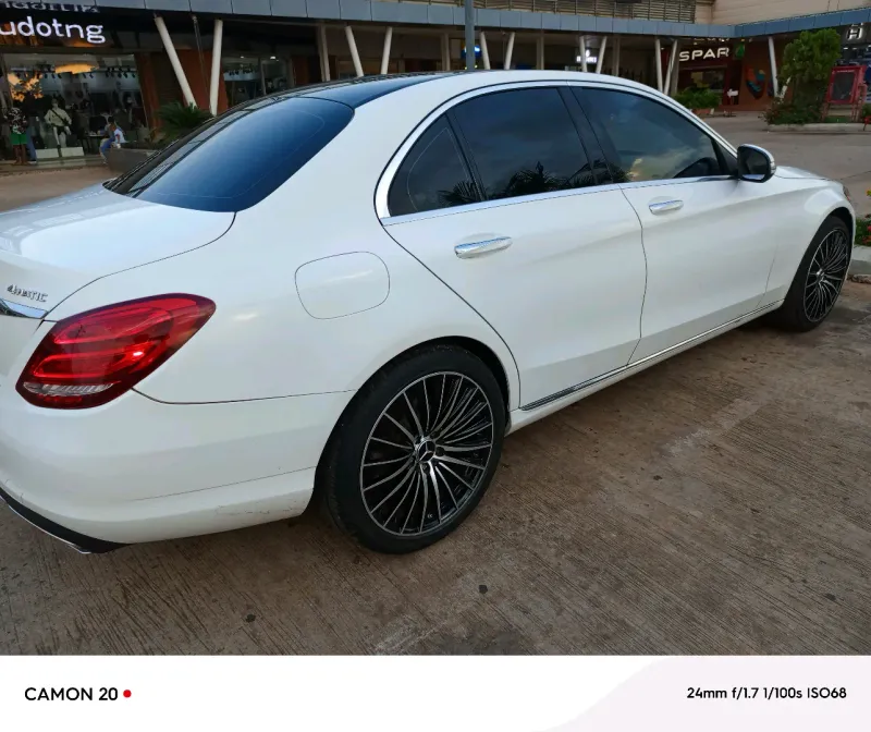 Thumbnail 11 of 2015 Mercedes-Benz C-Class