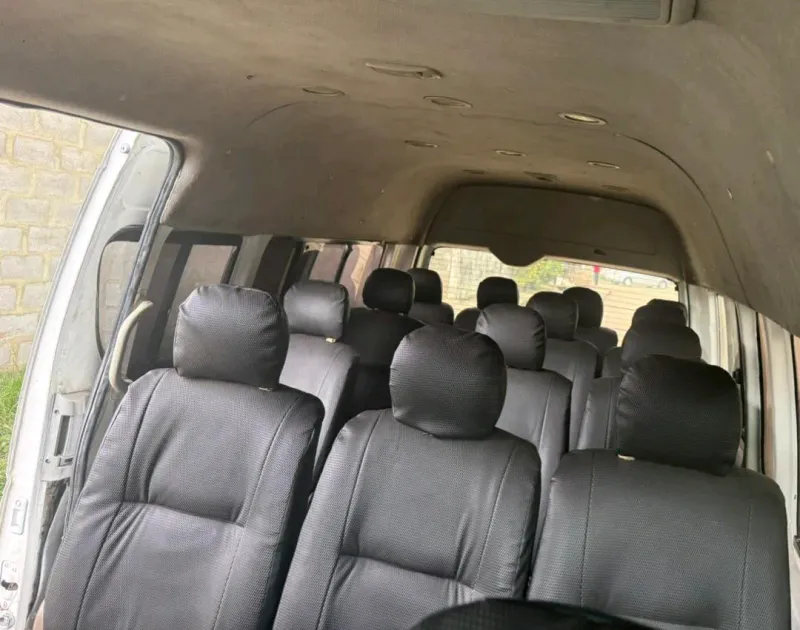 Thumbnail 4 of 2011 Toyota HiAce LE