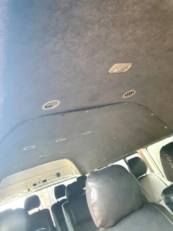 Thumbnail 5 of 2011 Toyota HiAce LE
