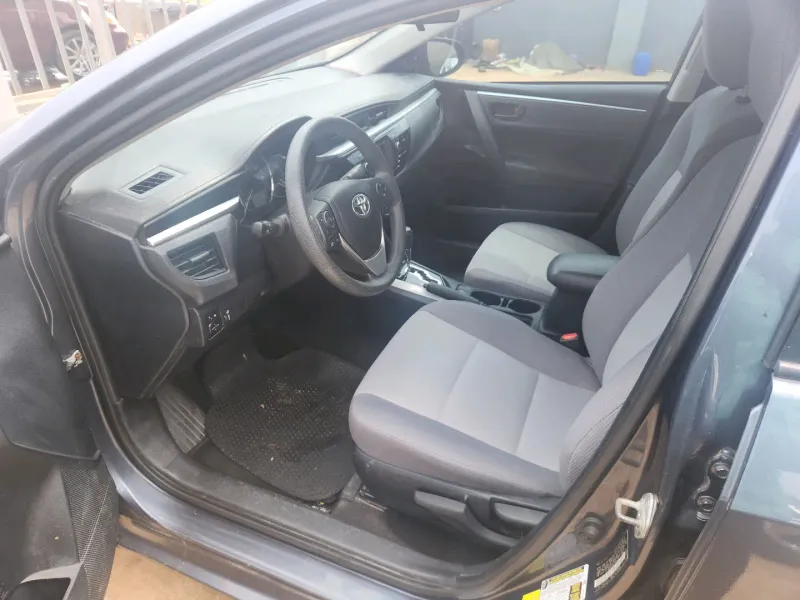 Thumbnail 3 of 2016 Toyota Corolla